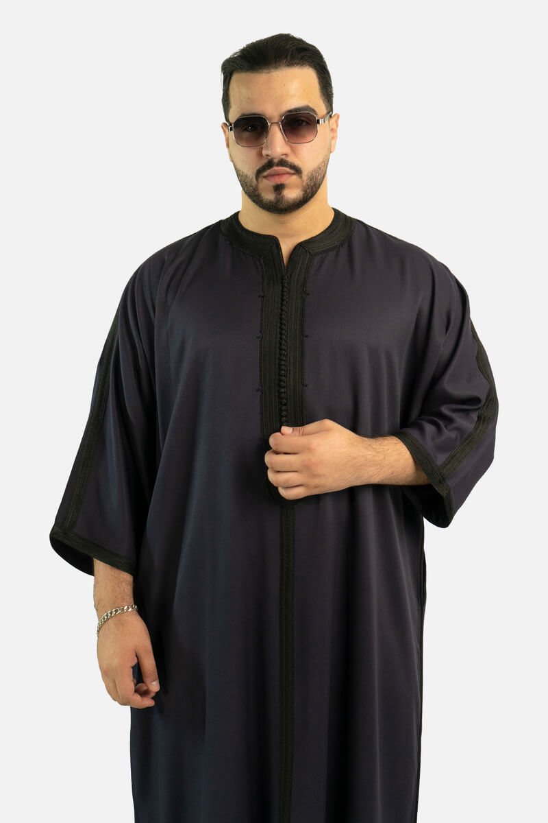 كندورة كاباردين ممتازة بطرزة 100% يدوية - أزرق ليلي
