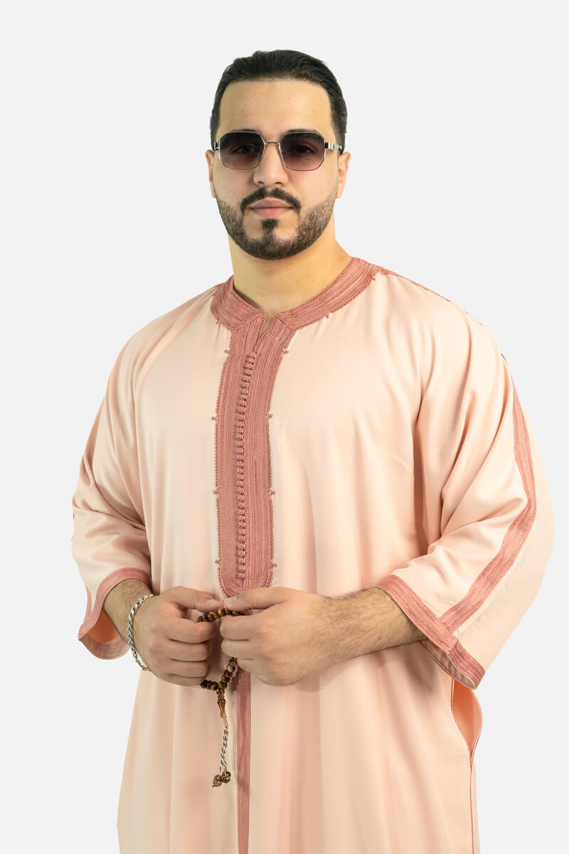 كندورة كاباردين ممتازة بطرزة 100% يدوية - وردي