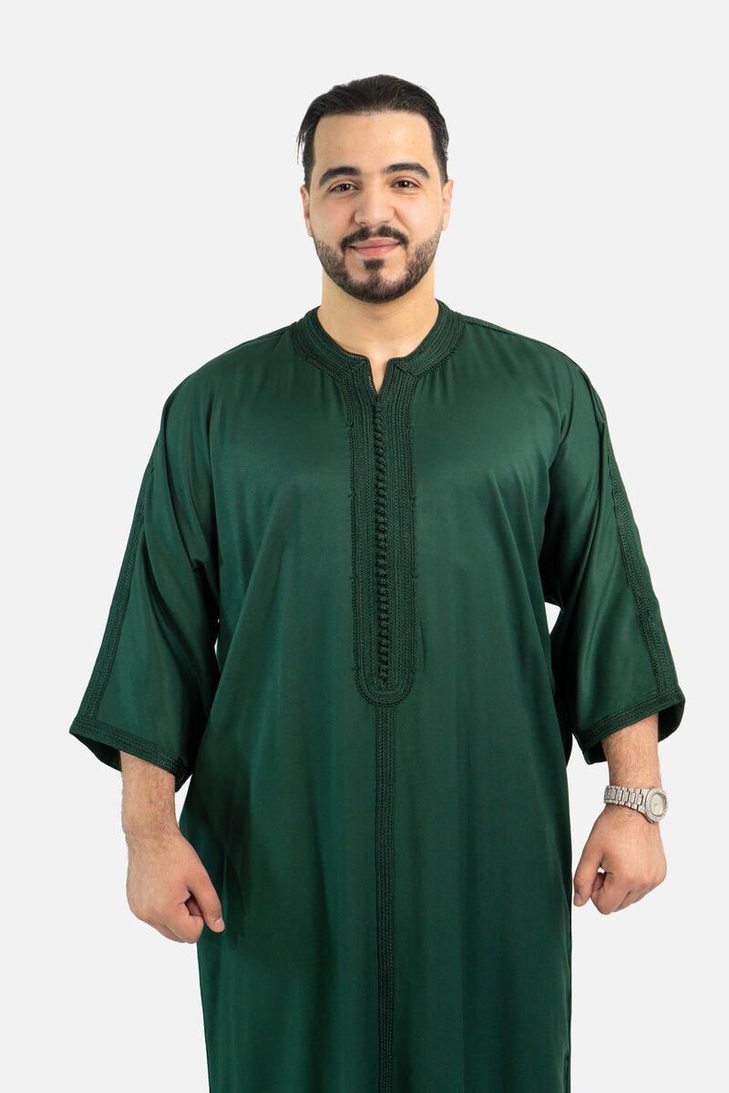 كندورة كاباردين ممتازة بطرزة 100% يدوية - أخضر ملكي