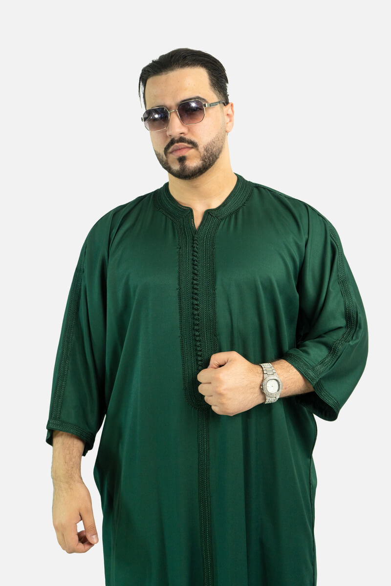 كندورة كاباردين ممتازة بطرزة 100% يدوية - أخضر ملكي