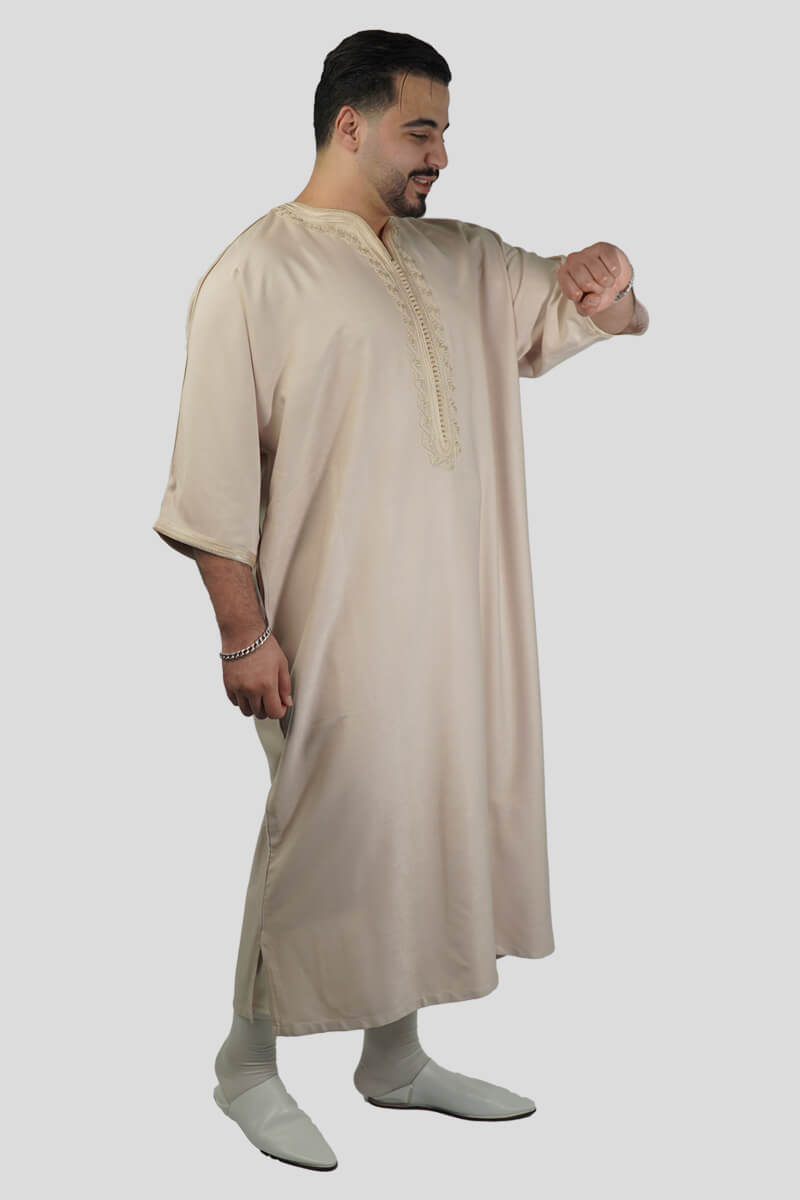 كندورة المليفة إكسترا بطرزة يدوية