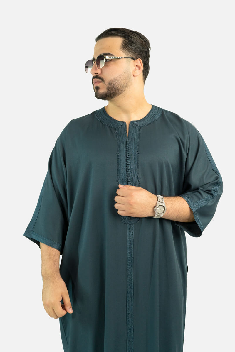 كندورة كاباردين ممتازة بطرزة 100% يدوية - أخضر زيتي